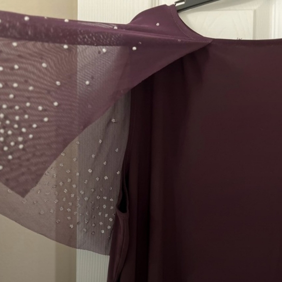 Full Length Sleeveless Gown - Picture 6 of 7